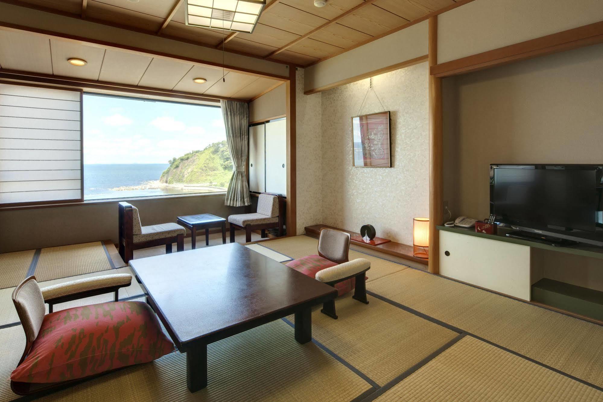 Wajima Onsen Yashio Hotel Buitenkant foto